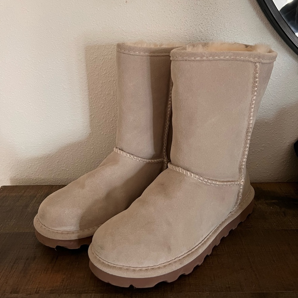 Womens Bearpaw Boots